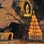 Saint Louis De France Lourdes