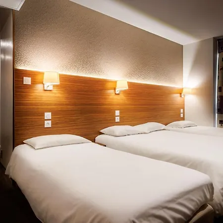 Saint Louis De France 3* لورد