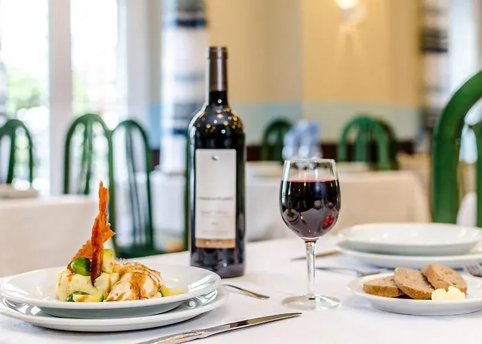 Saint Louis De France Szálloda Lourdes