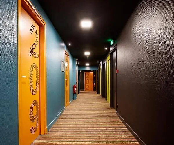 Saint Louis De France Hotel 3*