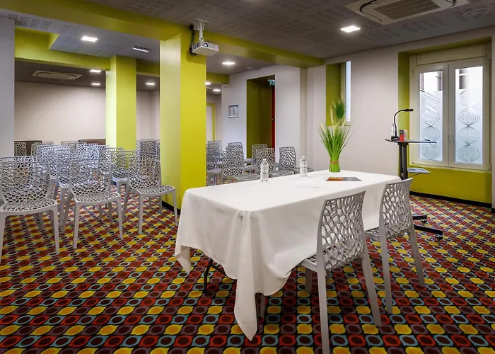 Saint Louis De France 3*