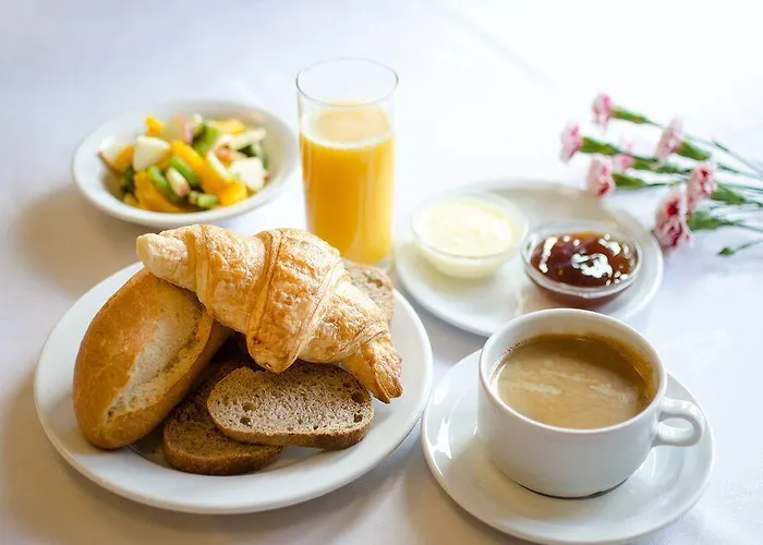 Saint Louis De France Szálloda 3*